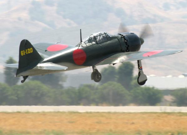 Mitsubishi Zero fighter with original engine